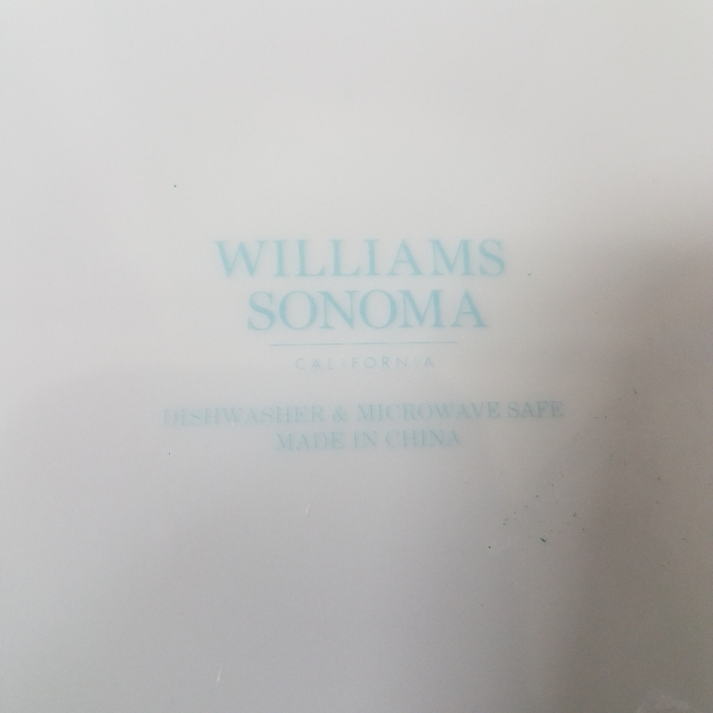 Williams Sonoma Garden Bunny and Spring Garden Bird Plates 9 Inch - Picture 6 of 6